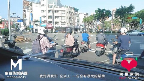 Chinese Girl Fucked In The Car