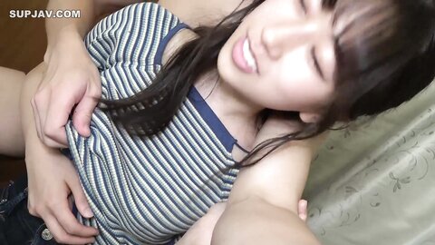 4106665 A beautiful white slender beauty who aspires to become a teacher. She is a genuine Showa idol-style beauty with outstanding charm, and she ejaculates without hesitation!