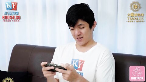 蜜桃影像PME211把小妹当成我的专属性玩物