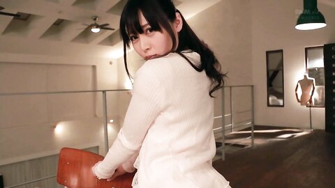 OQT-220 Pure Color 佐野愛花