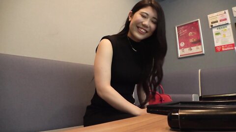 200GANA-2979 Seriously soft, first photo. Apparel sister wearing tight dresses! Karaoke allows you to kiss...