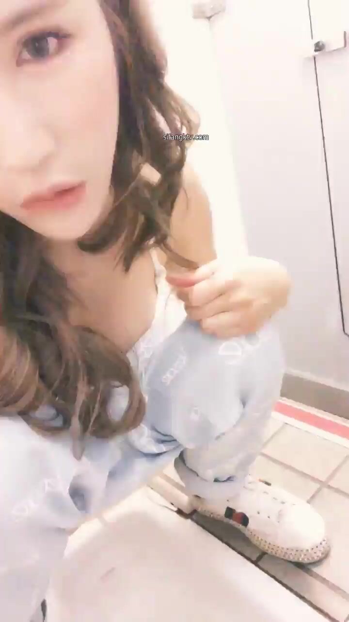 [Onlyfans] 辛尤里@yui_xin_tw [728P125V-6.83G] (109) | Xasiat