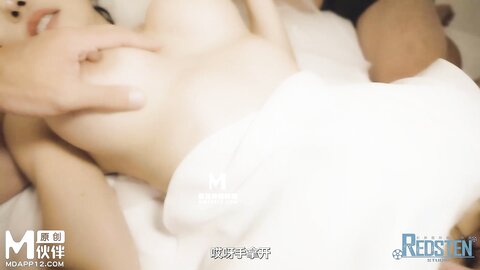 红斯灯影像RS-044新婚之际被前男友狂操肉穴