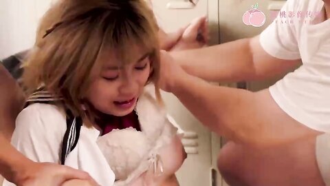 蜜桃影像PM065蜜桃成熟时首部曲高校女球经被学长轮奸