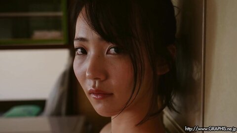 Graphis Gals - Meguri Minoshima 美ノ嶋めぐり 『 TOKIMEKI 』 MOVIE 01 - 07 - 1280x 2