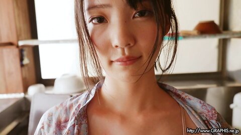 Graphis Gals - Meguri Minoshima 美ノ嶋めぐり 『 TOKIMEKI 』 MOVIE 01 - 07 - 1280x 2