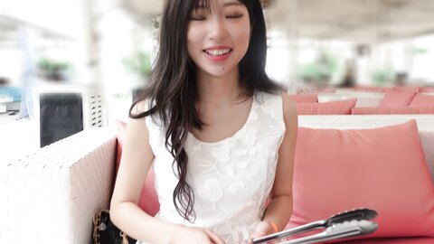 2132144-1 [Face!] Too pretty beautiful woman in white dress walking on the seaside ... Nakadashi on her fascinating Fcup beautiful big tits body! I didn`t think I`d cum like this... (full face out!)