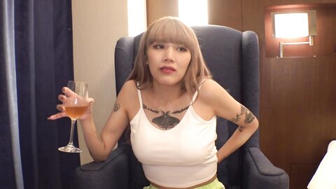 HONB-349 Drink And Have Sex Or Have Sex And Drink Karen