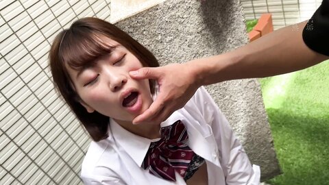 MUKD-499 Rio Is An Innocent Country Girl Who Was Deceived By An Unscrupulous Ticket Reseller And Was...