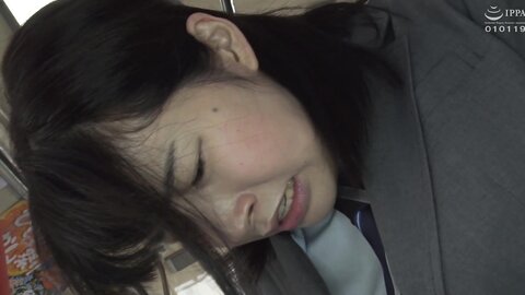 SVDVD-946 A Strong Big Bang Rotor For A Rural J〇 Commuting To School! Crab Crotch Convulsions And...