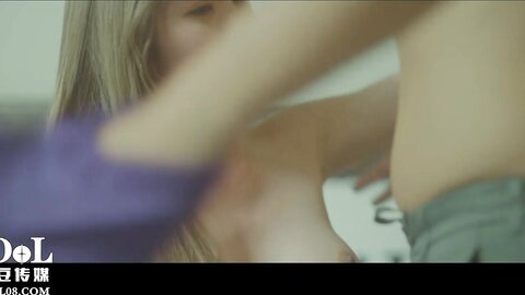 ID5379塑料姐妹间的男友出借风波