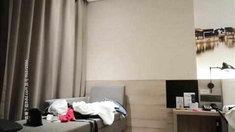 Chinese Female Fucked On Sofa