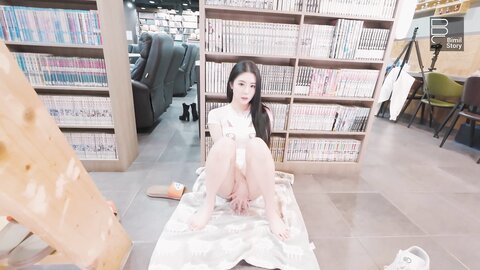Bimilstory Bomi 보미 - Vol.38 Part-timer Girl at a Comic Book Cafe Part 2