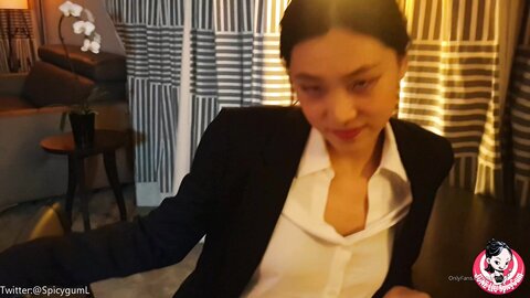 Chinese Manager Punished Her Employee