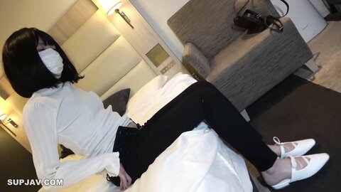 4230694 [with 4K bonus][Pornography, Nakadashi] She is a slender beautiful married woman who is too regular. She is a beautiful, slender, beautiful woman who is a regular too.