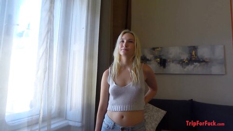 4239286-1 Blonde LA beauty! Healthy erotic body and cute smile. Super aggressive sexually and fucked me twice.