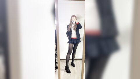 2021-12-31 南夢芽コスプレ全身写真＋動画✨ [8P1V-75.56MB]
