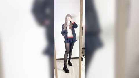 2021-12-31 南夢芽コスプレ全身写真＋動画✨ [8P1V-75.56MB]