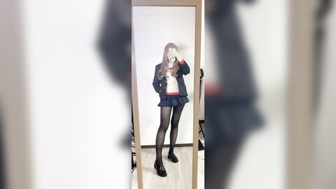 2021-12-31 南夢芽コスプレ全身写真＋動画✨ [8P1V-75.56MB]