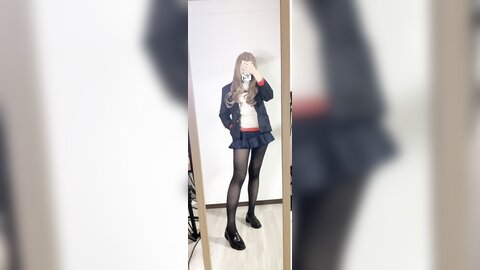 2021-12-31 南夢芽コスプレ全身写真＋動画✨ [8P1V-75.56MB]