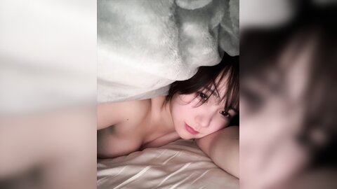 4338718_布団の中で、、動画????②