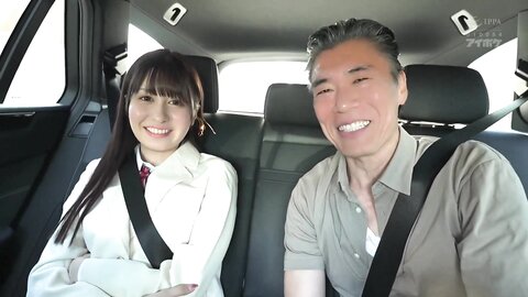 IPZZ-193 [Uncensored] Quarter Beauty X Middle-aged Man X Women&' Uniform Eros Mariage First Old Man&' Sex Light Blue Noah