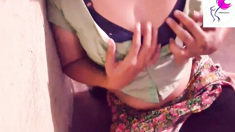 හාමුට කියලා වැඩකාරිගේ කිම්බ පලා ගන්න නැතුව සුසුම් ලමින් ගර්කිං ගෙඩියෙන්