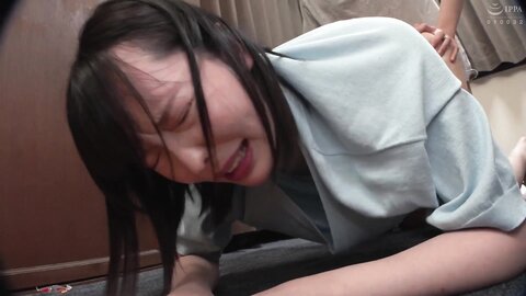 HUNTC-040 ``The One Who Cums First Loses!'' I Decided To Drunkenly Compete With A Female Friend Who Is Not In...
