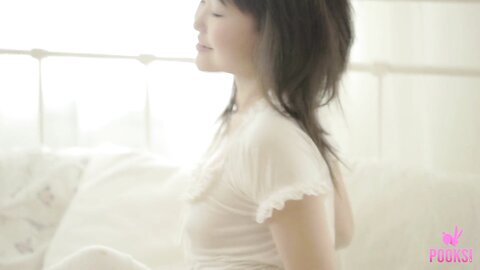 Asian Masturbator Fen May Be Doing A Solo But She Doesnt Need To Be Al
