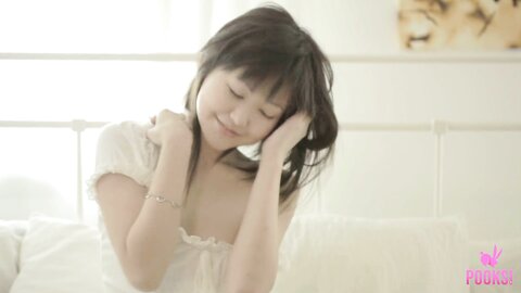 Asian Masturbator Fen May Be Doing A Solo But She Doesnt Need To Be Al