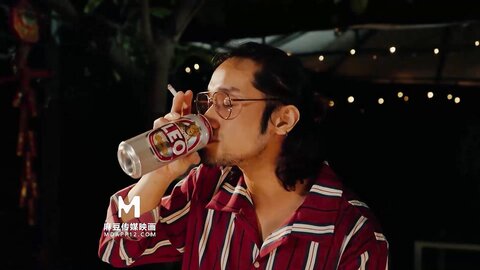 MD-0230-1家族团圆饭EP1新年乱伦母女