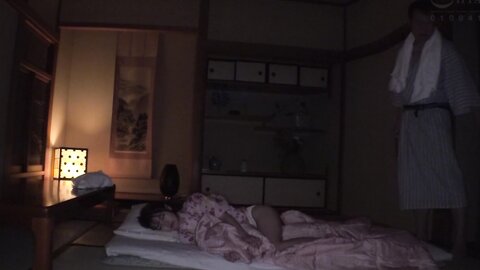 SUJI-222 A Beautiful Girl With Small Breasts, Yui, Is Abducted By Her Father-in-law And Brother On The Way...