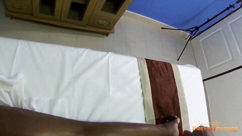 Thaipussymassage Elle
