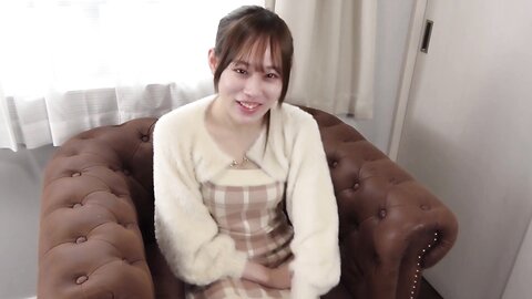 4296068-1 [Idol voice echoing in secret] A single flower of shyness blooms in the middle of winter. The world beyond the tension that even I don`t know. Koharu, 19 years old.
