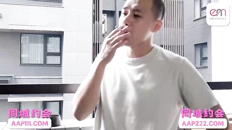 EMYH001同城约会竟操到自己女儿