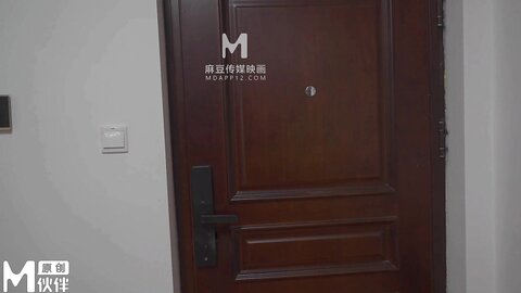 LY-048用春药唤醒淫荡继母