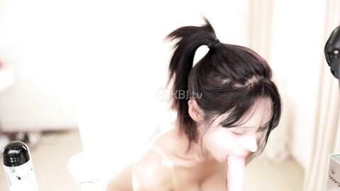 Korean BJ Seo Ahn / fjqwldus1998 Sucking Big Dildo