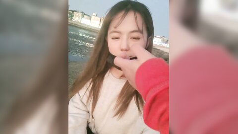 2022 02 07 짠거 먹었을때 반응 1490404080098840580 Dvgjyx0O A6Fdg5J