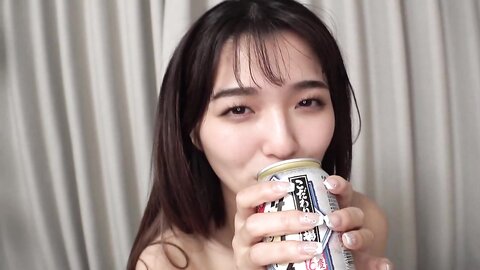 328UINAV-003 [Sake Ran Bitch] S -Class Michakawa Kubile JD, the more you drink, the more the real intention and...