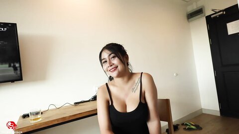 Barista Takes On A Naughty Side Hustle