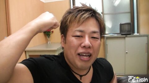 Japanese Babes Take A Photoshoot Before Masturbating At The Coach Whil
