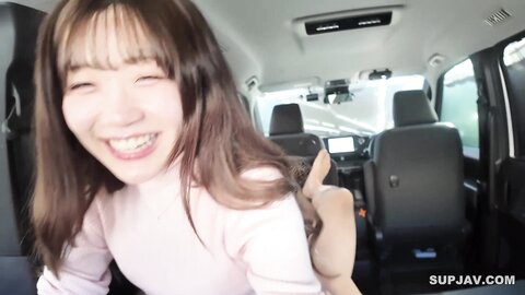 FC2PPV-4338225 Exclusive[無修正][車内爆射]roリカワみほちゃんを睡目民中襲撃♥柔らかいBODYがカーセックス突入。通行人の視線中、無理矢理にアソコを捩じ込まれる！
