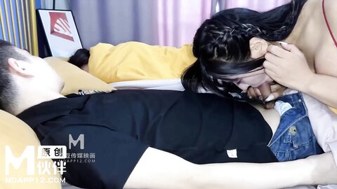 QT-0003爬上女婿的床