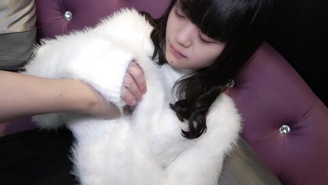 FC2PPV-4165309-1 「D\.***szysj*nzx V ち.ち」から大好きな**を守るため。駒◯大に通う健気で真面目な少し内気の色白スレンダー。一本スジの美マンしおんちゃん♪