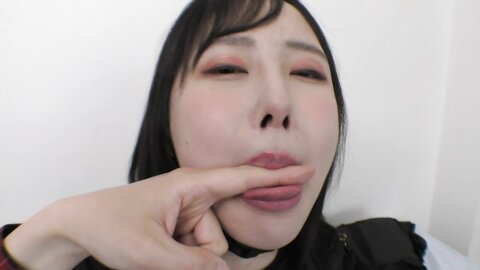 413INSTC-320 [Squeezed crazy land mine girls] Elephant and cute ceiling MAX (20 years old) Gekihosa Slender...