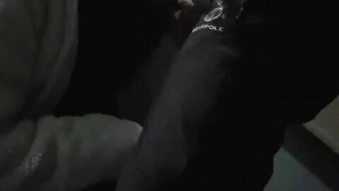 2018-02-25 21 17 54 1 O7CF-lwBOSAJgrxH