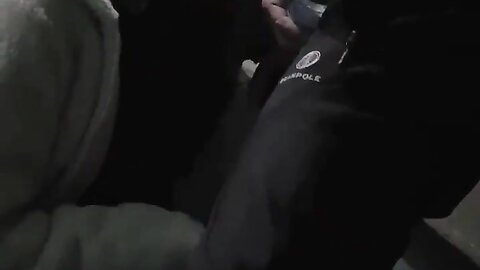 2018-02-25 21 17 54 1 O7CF-lwBOSAJgrxH