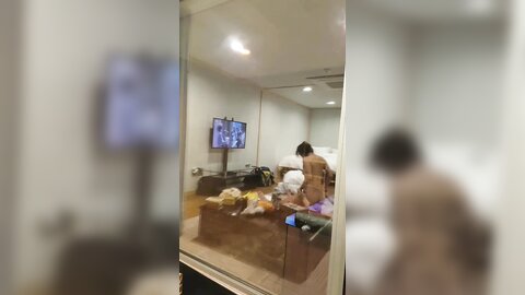 2018-03-23 23 04 44 1 C yYLRC9UnXWMrAQ
