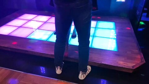 2018-03-27 02 24 27 1 3EIWWZWizybV74BE