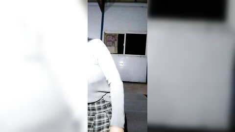 1000 18082022 02